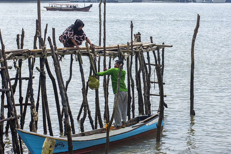 AktivitasNelayan DI Kampung Nelayan Seberang, Belawan